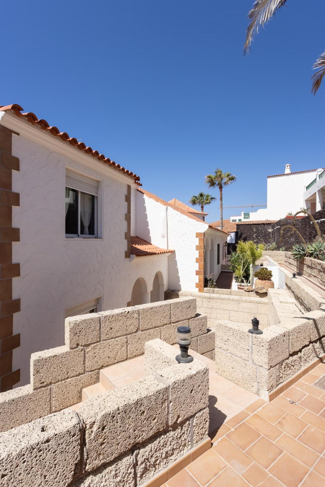 Casa Naranja - Heated Pool - Bbq - Terrace - Free Wifi - Child & Pet-Friendly - 3 Bedrooms - 6 People Poris de Abona Buitenkant foto